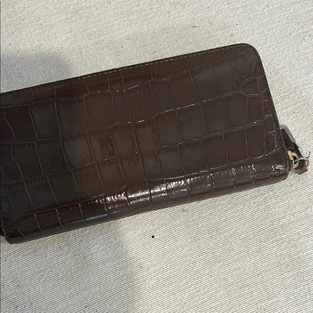 Kate Spade Brown Croc Embossed Wallet - Picture 3 of 11